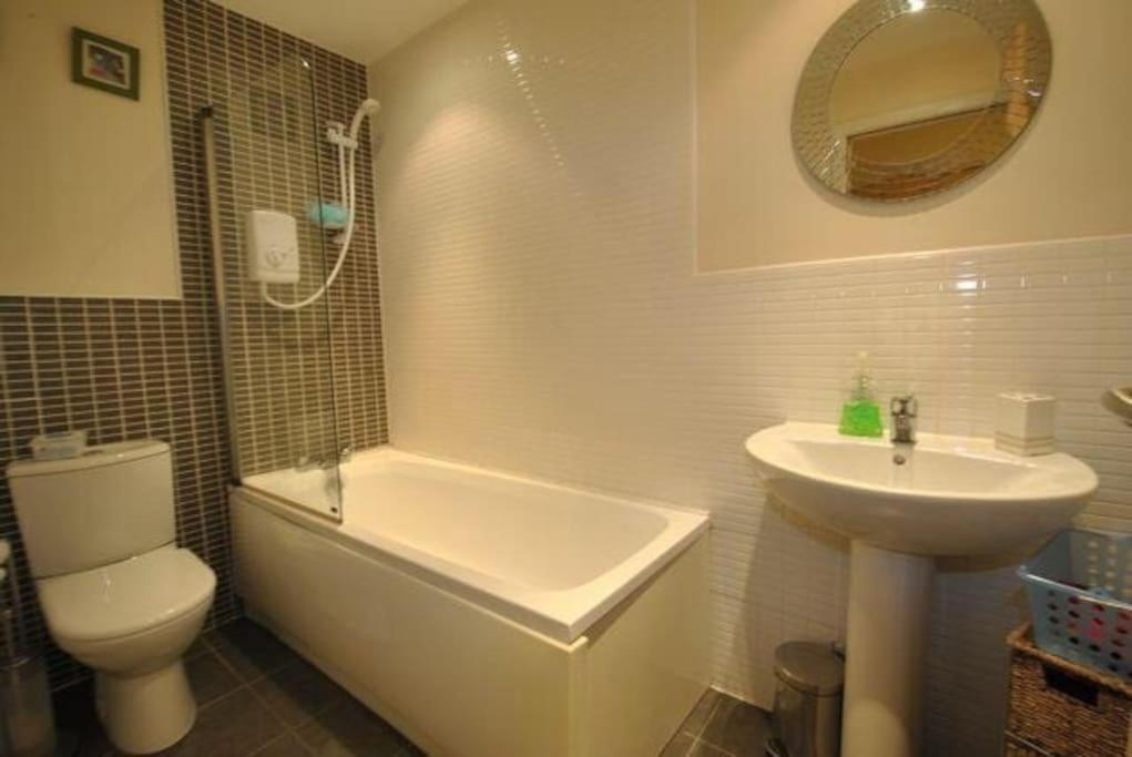 Executive 2 Bed 2 Bath - Free Parking Daire Glasgow Dış mekan fotoğraf