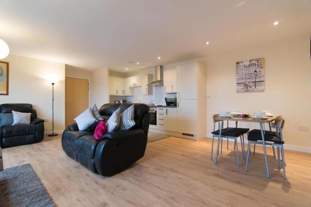 Executive 2 Bed 2 Bath - Free Parking Daire Glasgow Dış mekan fotoğraf
